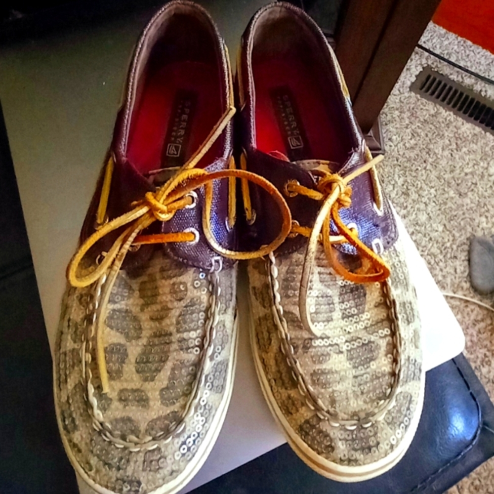 Sperry leapord print shoes